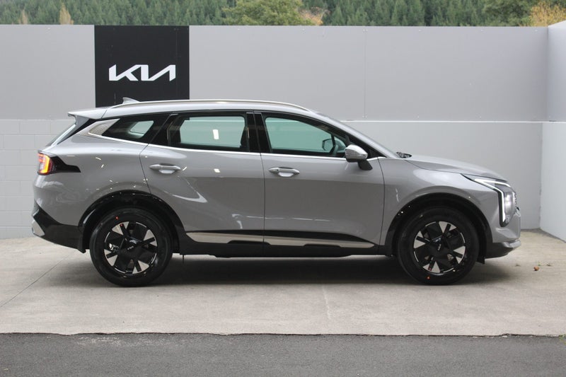 2026 Kia Sportage HYBRID HEV Light 1.6 Turbo AWD image 2