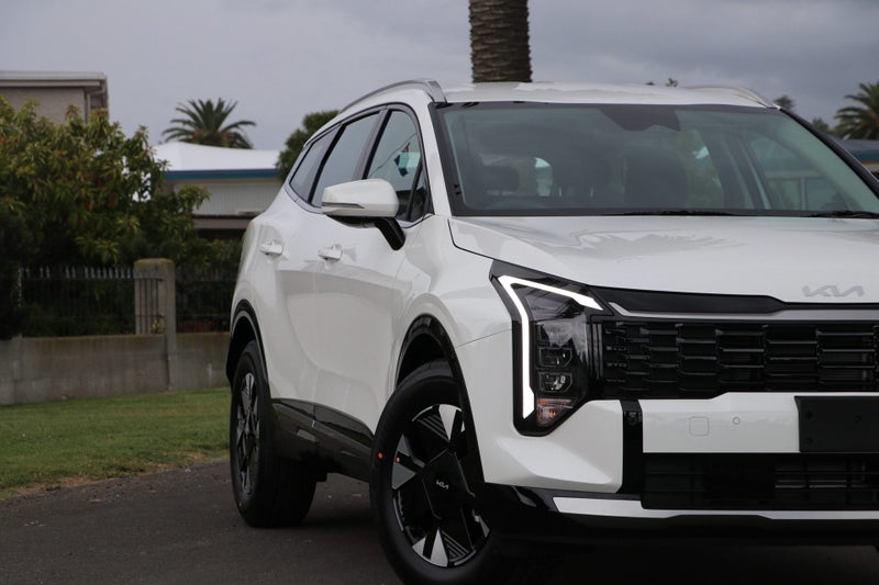 2026 Kia Sportage LIGHT HEV 2WD 1.6PHT image 4
