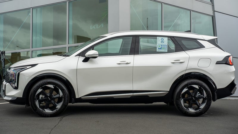 2026 Kia Sportage Light Hev Awd 1.6Pht image 5