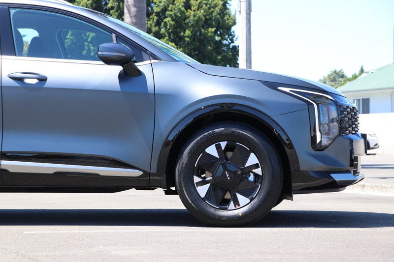 2026 Kia Sportage Light HEV AWD image 5