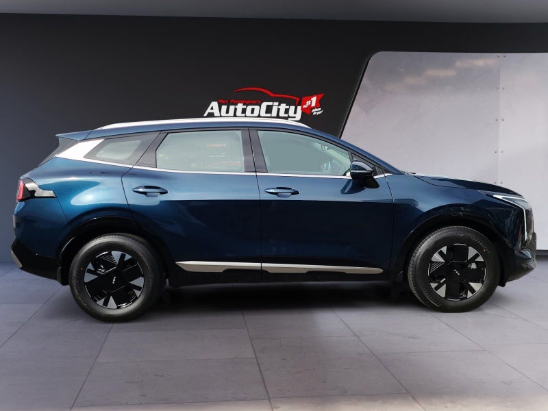 2026 Kia Sportage Light Hybrid 2WD 1.6L Turbo image 3