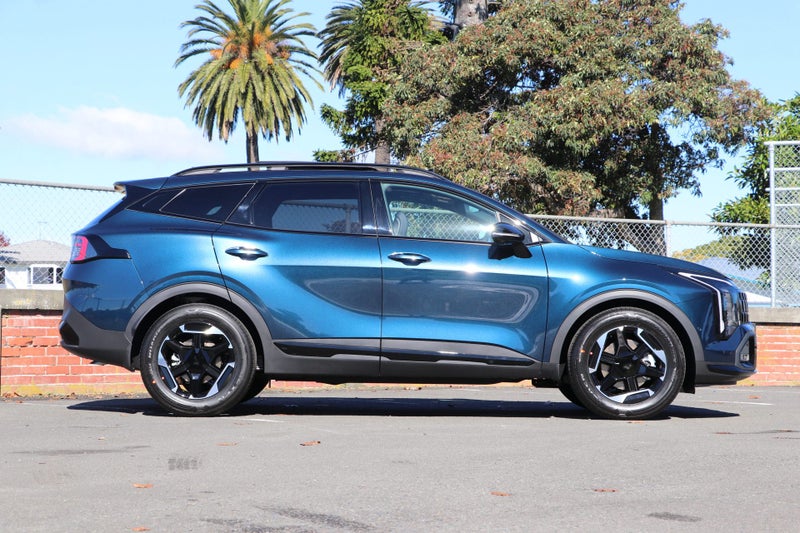 2026 Kia Sportage X-Line HEV 2WD image 3