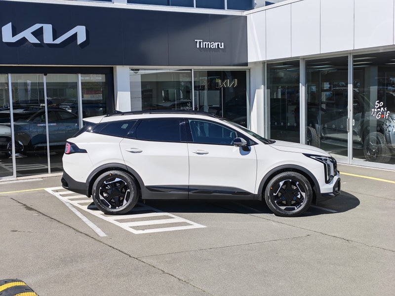 2026 Kia Sportage X-Line Hev Awd 1.6P image 2