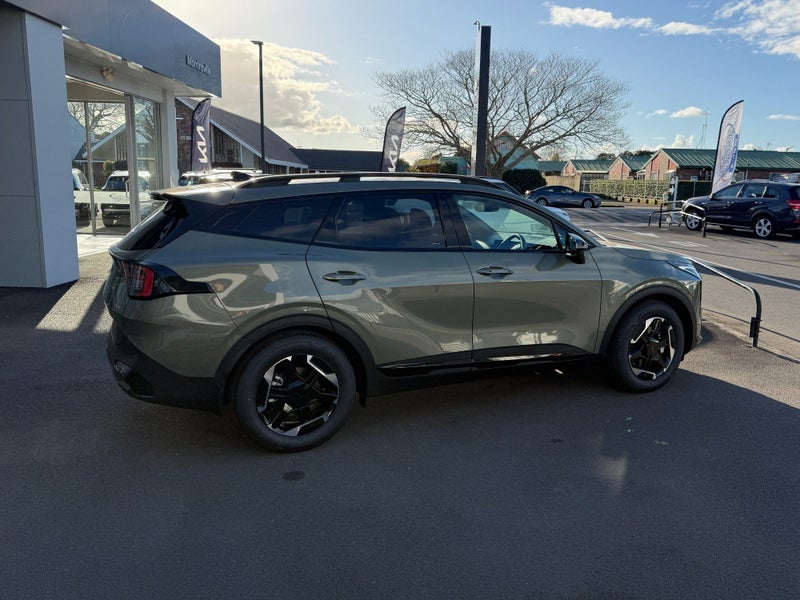 2026 Kia Sportage X-Line HEV AWD 1.6T image 3