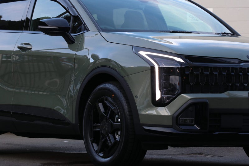 2026 Kia Sportage X-Line HEV AWD image 5
