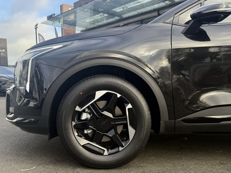 2026 Kia Sportage X-LINE HEV AWD image 2
