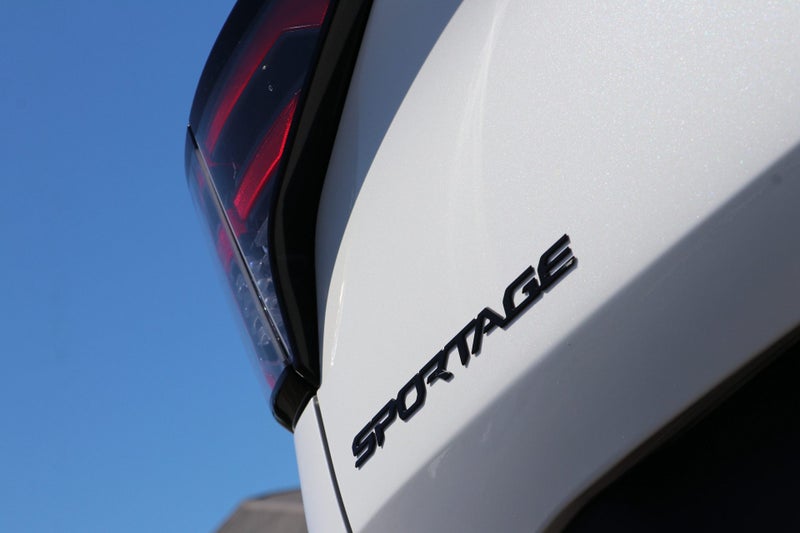 2026 Kia Sportage X-Line HEV AWD image 4