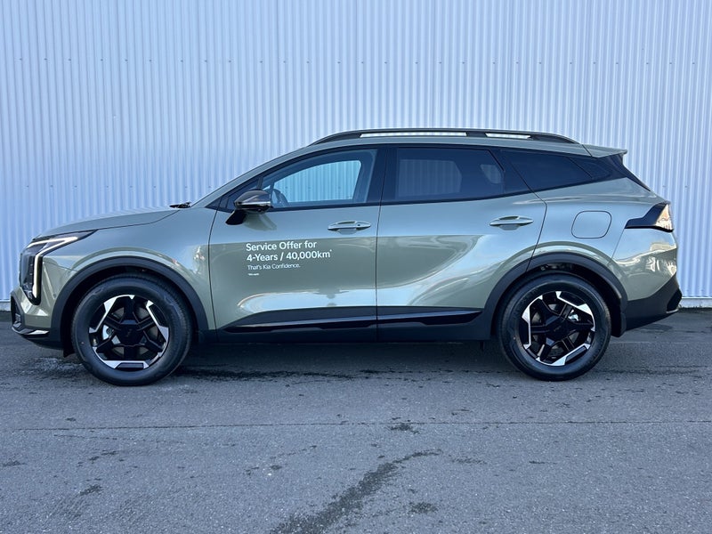 2026 Kia Sportage X-LINE HYBRID AWD image 3