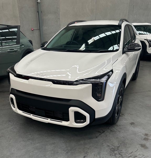 2026 Kia Stonic GT-Line 1.0T Gasoline image 3