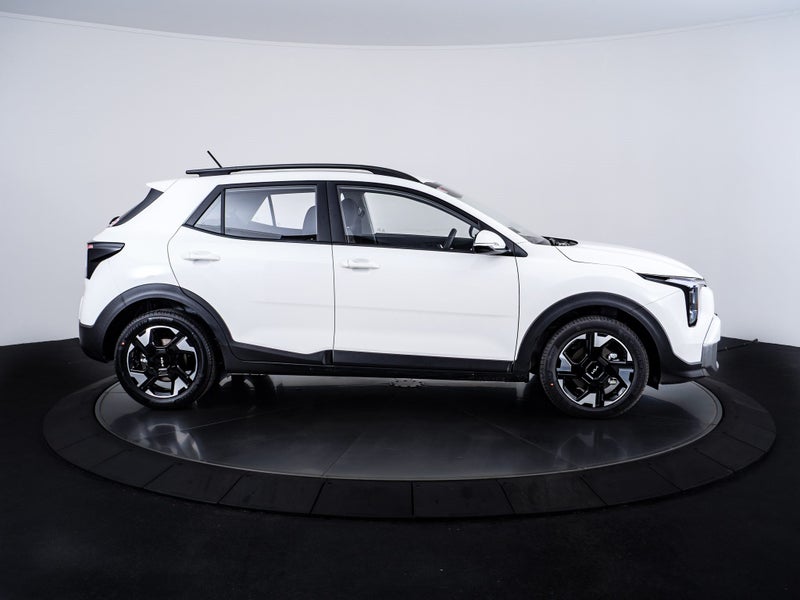 2026 Kia Stonic LX 1.0L Turbo image 2