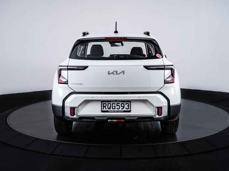 2026 Kia Stonic LX 1.0L Turbo image 4