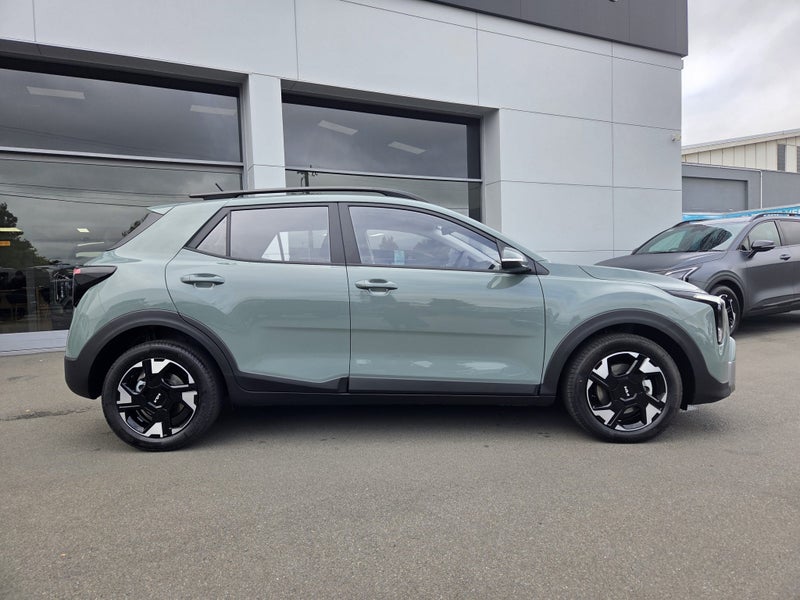 2026 Kia Stonic LX 1.0P TURBO image 2