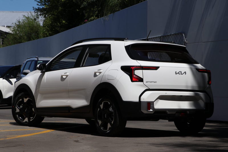 2026 Kia Stonic LX 1.0PT/7AM image 2