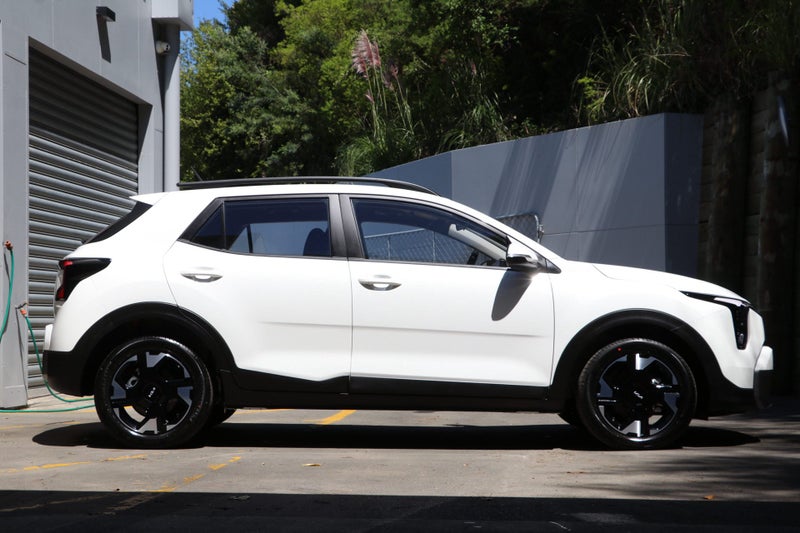 2026 Kia Stonic LX 1.0PT/7AM image 3