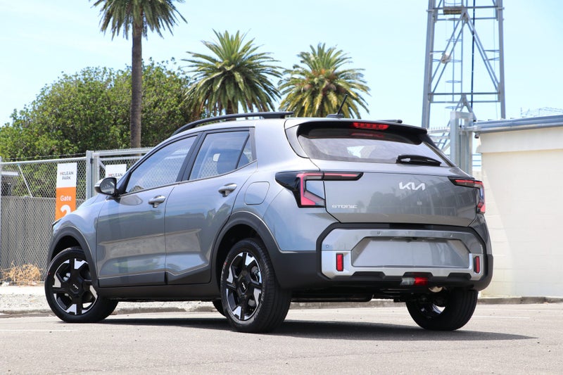 2026 Kia Stonic LX 1.0PT/7AM image 2