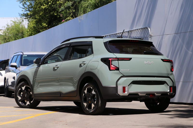 2026 Kia Stonic LX 1.0PT/7AM image 2