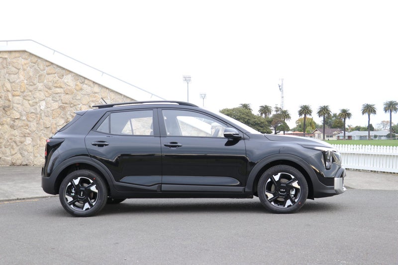 2026 Kia Stonic LX 1.0PT/7AM image 3