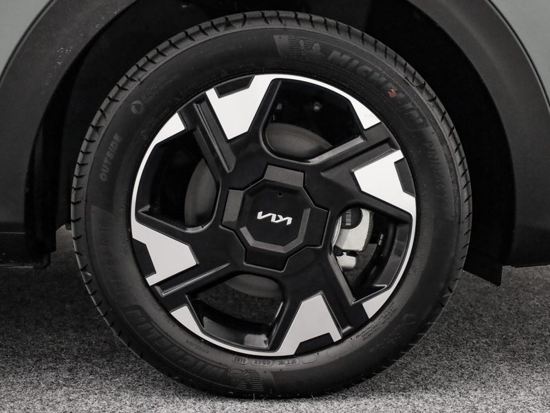 2026 Kia Stonic LX 1.0T Gasoline image 3