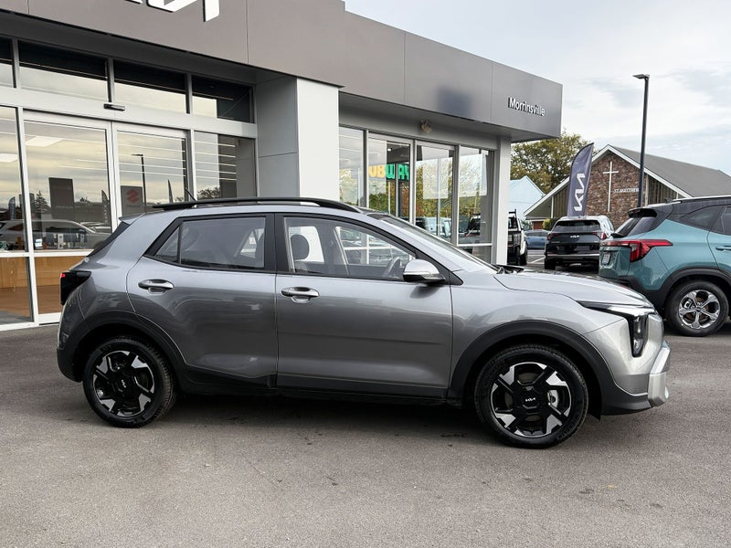2026 Kia Stonic LX image 3