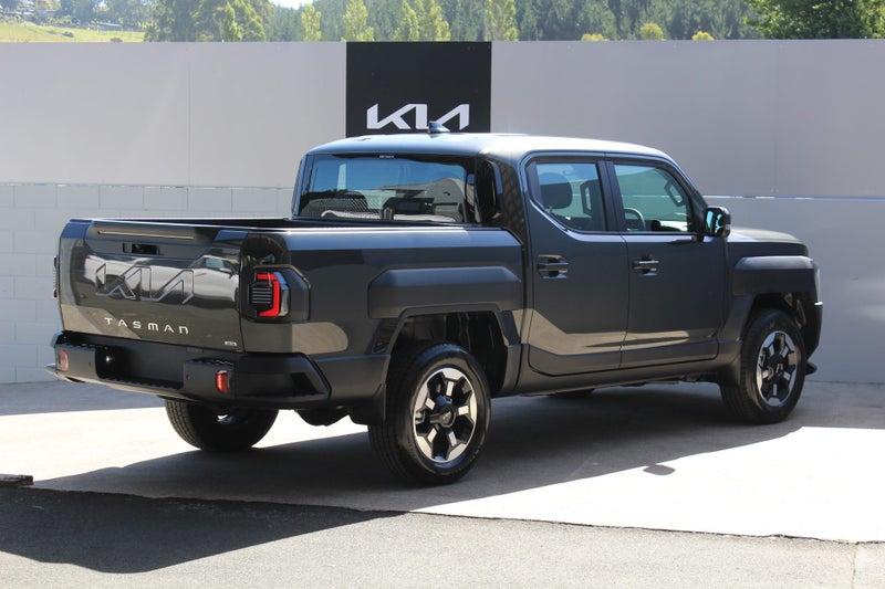 2026 Kia Tasman TX-S 2.2L Turbo Diesel Auto 4WD image 3