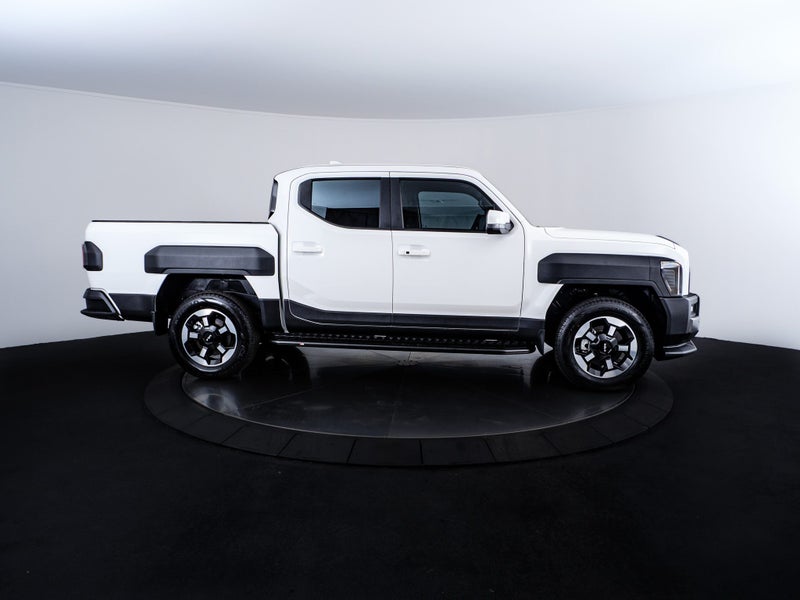 2026 Kia Tasman TX-S 4X4 Diesel Auto image 2