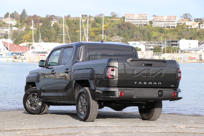 2026 Kia Tasman TXR 2.2 Diesel 4WD 8 Speed Auto image 2