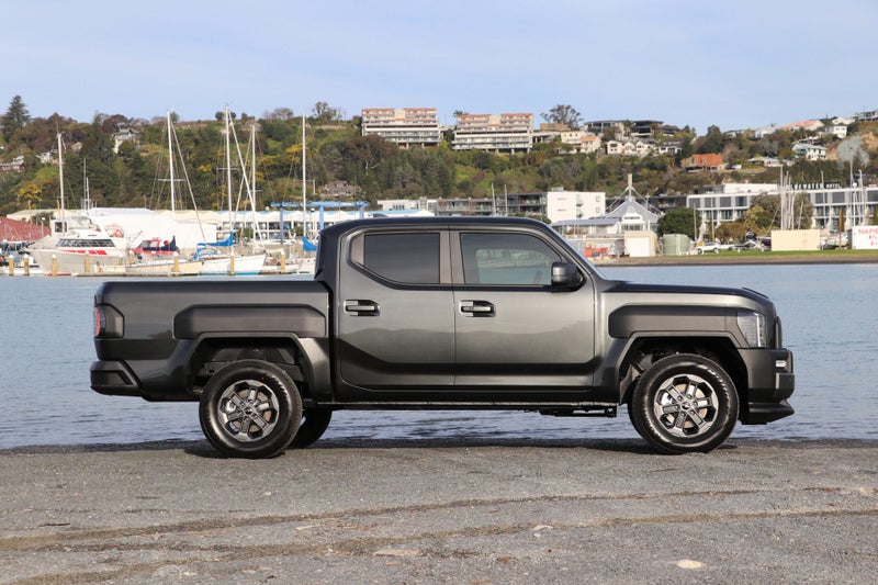 2026 Kia Tasman TXR 2.2 Diesel 4WD 8 Speed Auto image 3