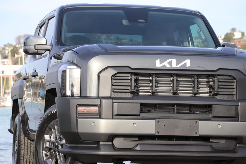 2026 Kia Tasman TXR 2.2 Diesel 4WD 8 Speed Auto image 5