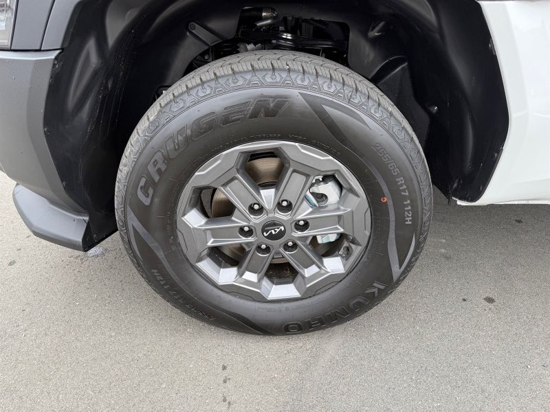 2026 Kia Tasman TXR 4WD 2.2DT Double Cab 8Auto image 3