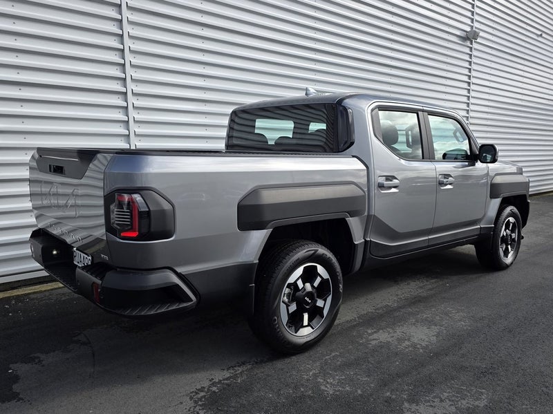 2026 Kia Tasman TXS image 4