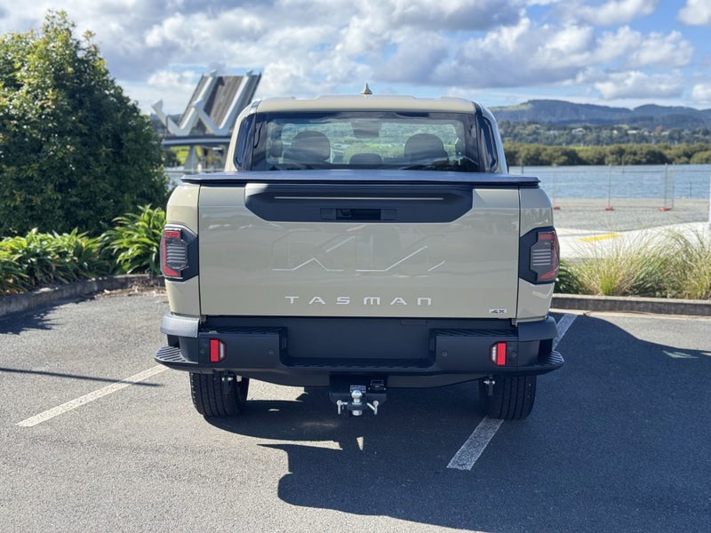 2026 Kia Tasman TXS 4 WD 2.2 diesel 8 speed auto image 4