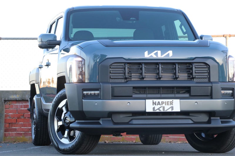 2026 Kia Tasman TXS 4WD Wellside image 5