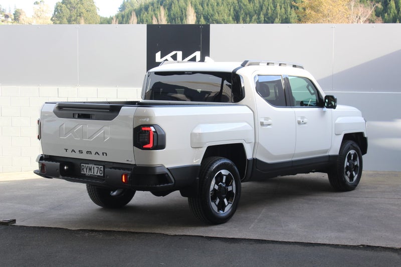 2026 Kia Tasman X-Line 2.2L Turbo Diesel Auto 4WD image 3