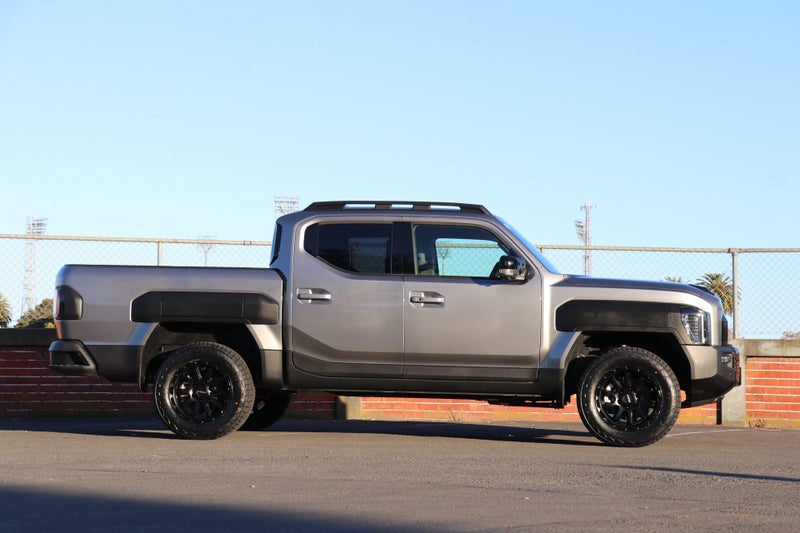 2026 Kia Tasman X-Line 4WD Wellside image 3