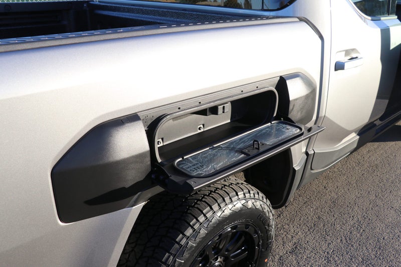 2026 Kia Tasman X-Line 4WD Wellside image 5