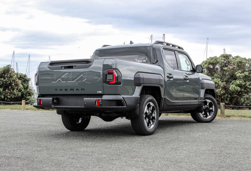 2026 Kia Tasman X-Line 4WD Wellside image 2