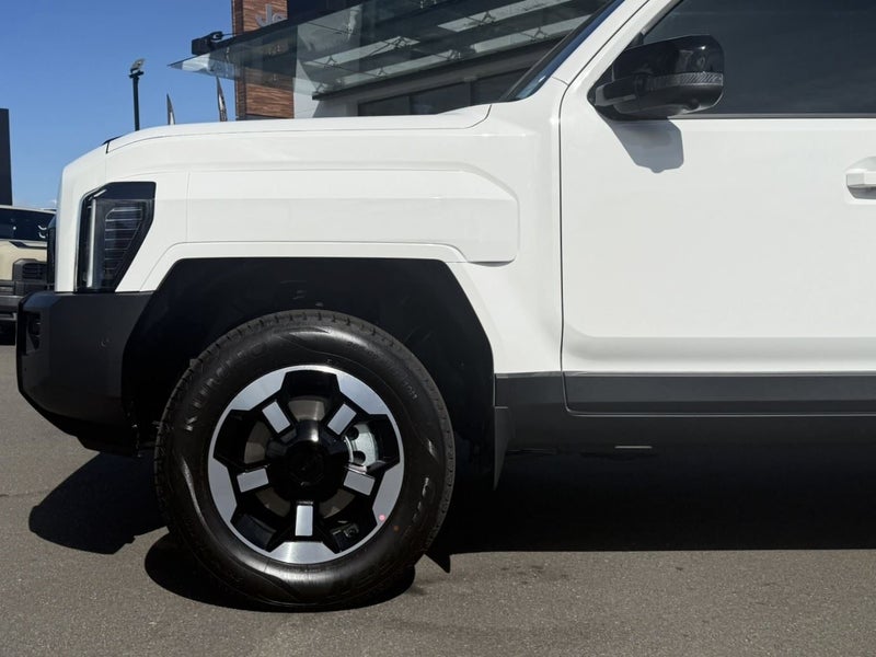 2026 Kia Tasman X-LINE 4WD Wellside image 2