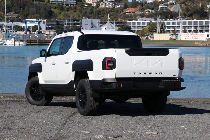 2026 Kia Tasman X-Pro 2.2 Diesel 4WD Dual Cab image 2