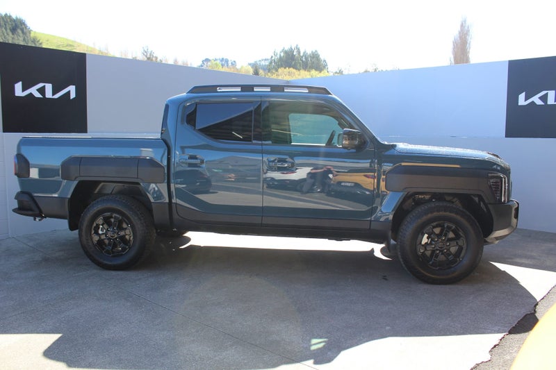 2026 Kia Tasman X-Pro 2.2 Diesel 4WD Dual Cab W... image 5