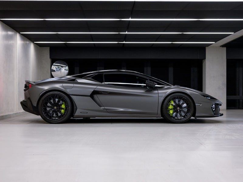 2026 Lamborghini Temerario image 3