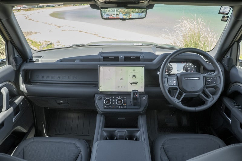 2026 Land Rover Defender 110 425 Edition image 4
