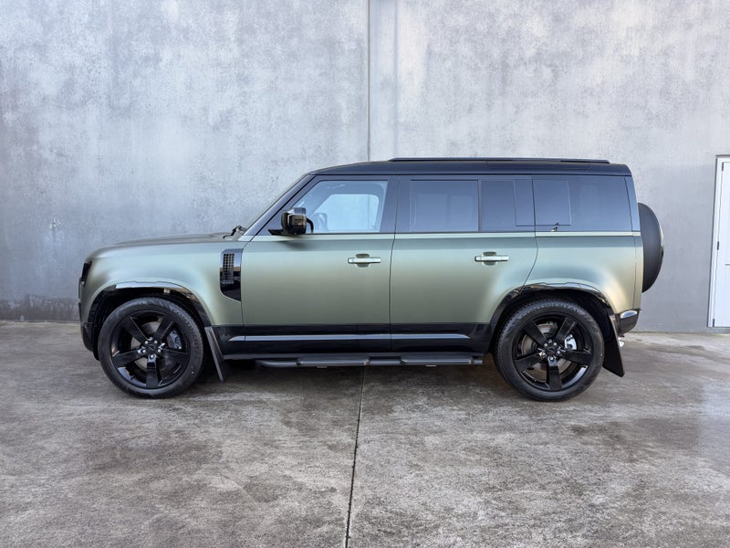 2026 Land Rover Defender 110 425 Edition SC V8... image 4
