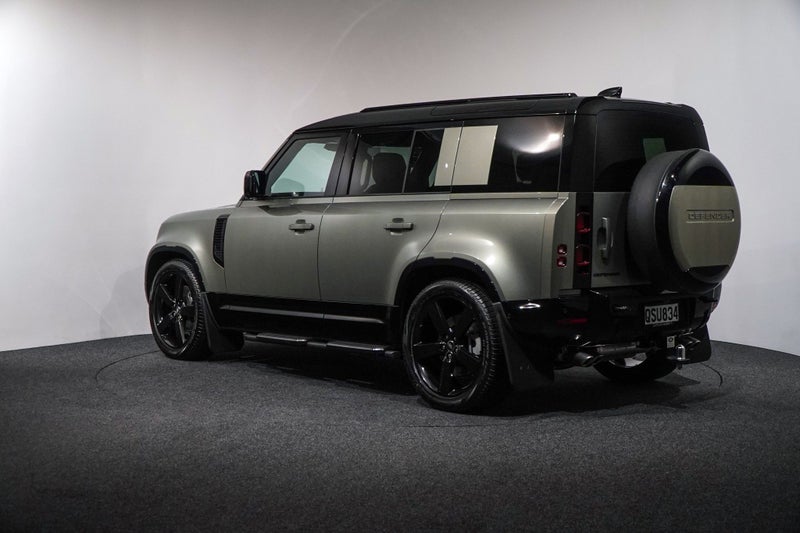 2026 Land Rover Defender 110 5.0L SUPERCHARGED... image 2