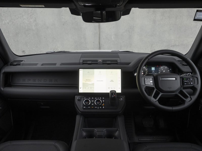 2026 Land Rover Defender 110 D250 S image 4