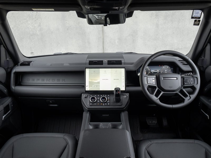 2026 Land Rover Defender 110 D250 S image 4