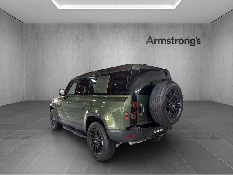 2026 Land Rover Defender 110 D250 S image 3