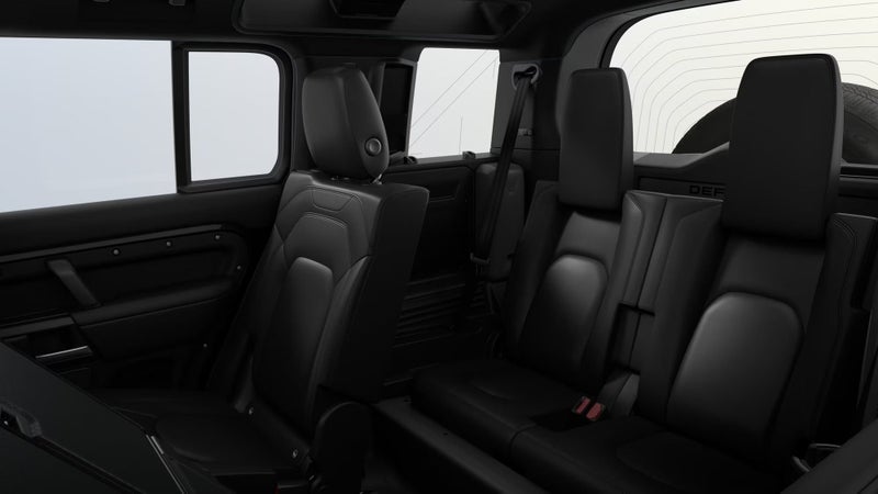2026 Land Rover Defender 110 D250 S image 5