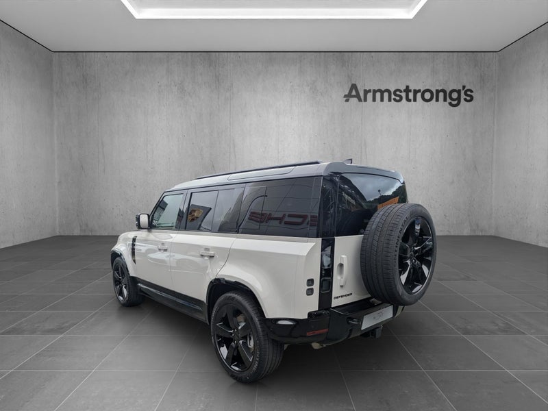 2026 Land Rover Defender 110 D350 X-Dyn Hse image 3