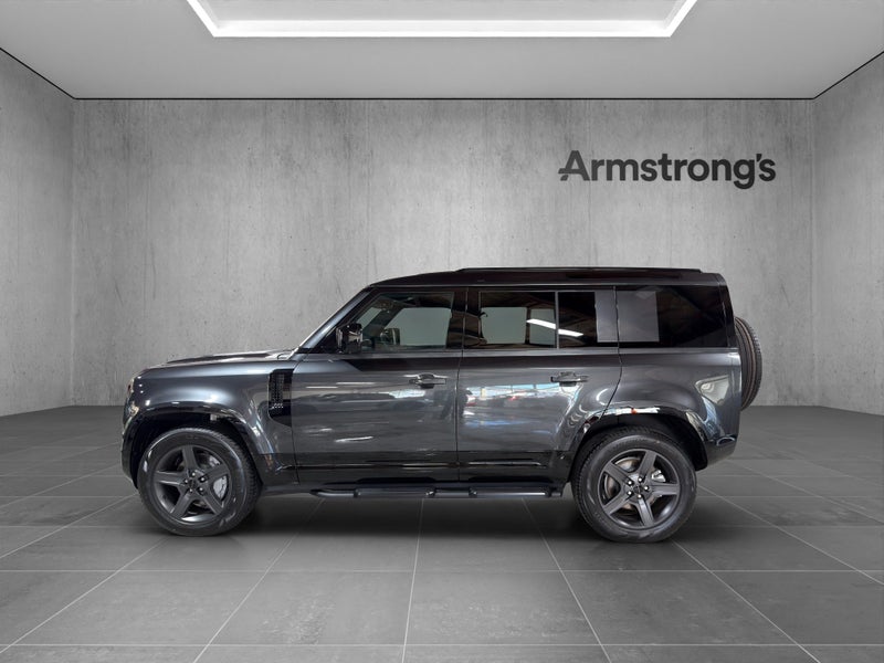 2026 Land Rover Defender 110 D350 X-Dynamic SE image 5