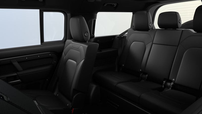 2026 Land Rover Defender 110 D350 X-Dynamic SE image 5